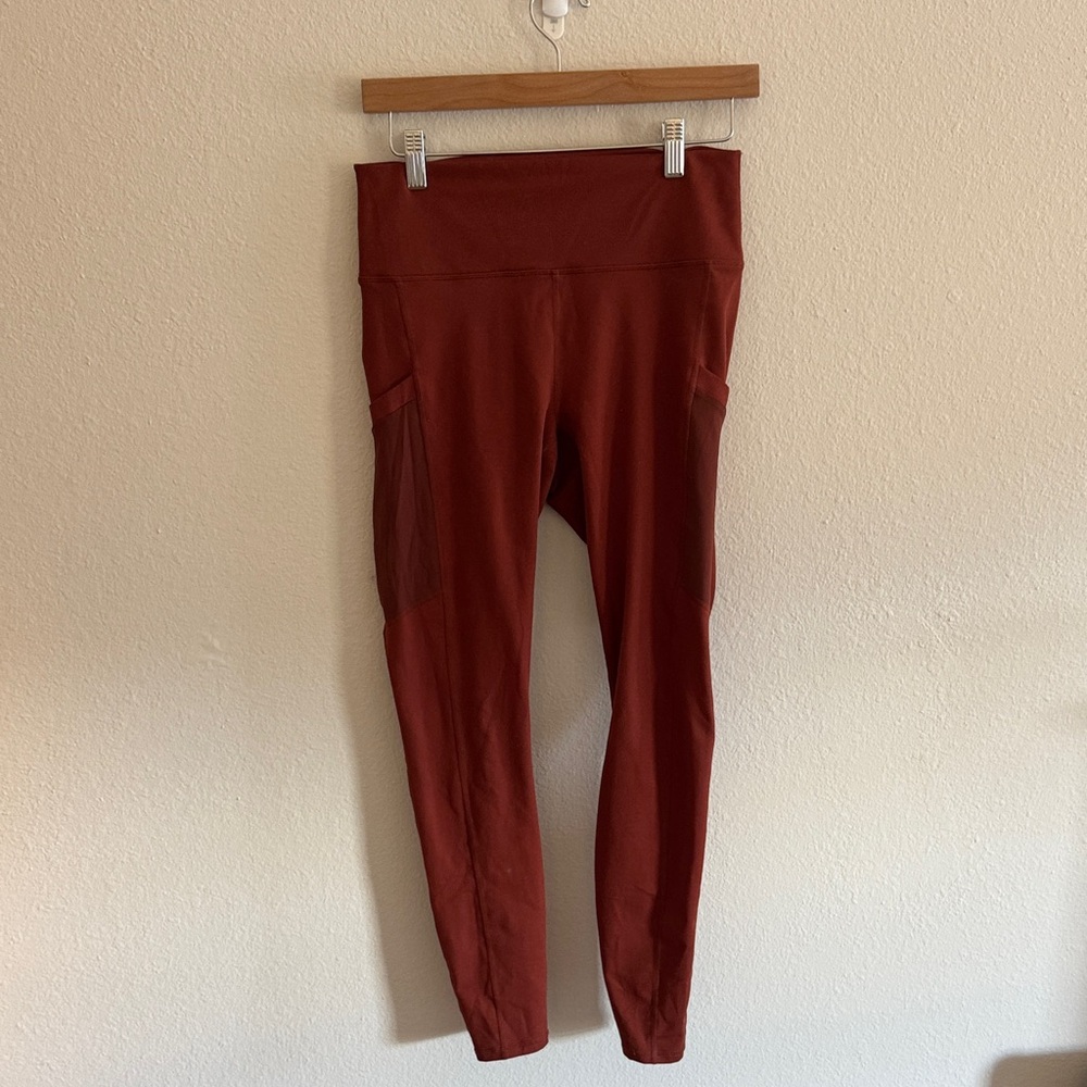Women’s Fabletics powerhold leggings